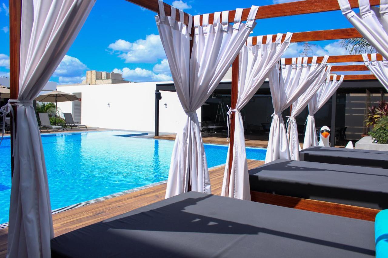 Campus Merida Aparthotel Extérieur photo